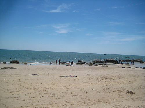 Hua Hin beach by neajjean